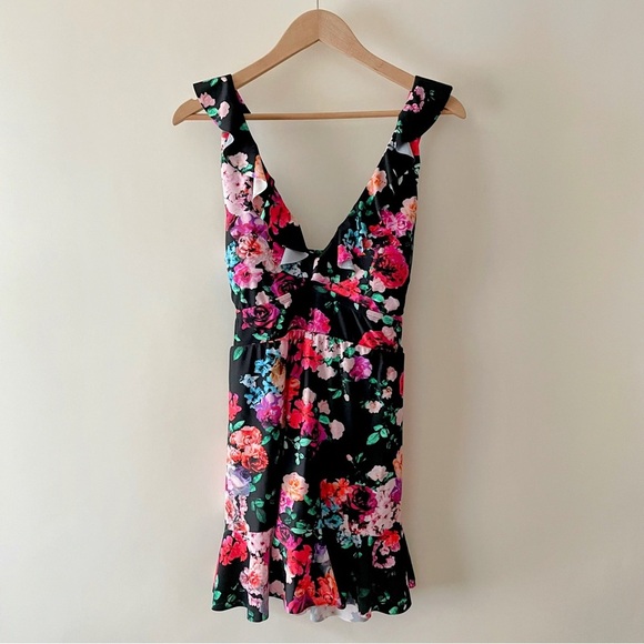 Torrid Black w/ Pink Floral Ruffle Trim One
Piece Swim Dress Size 3X - Picture 1 of 14